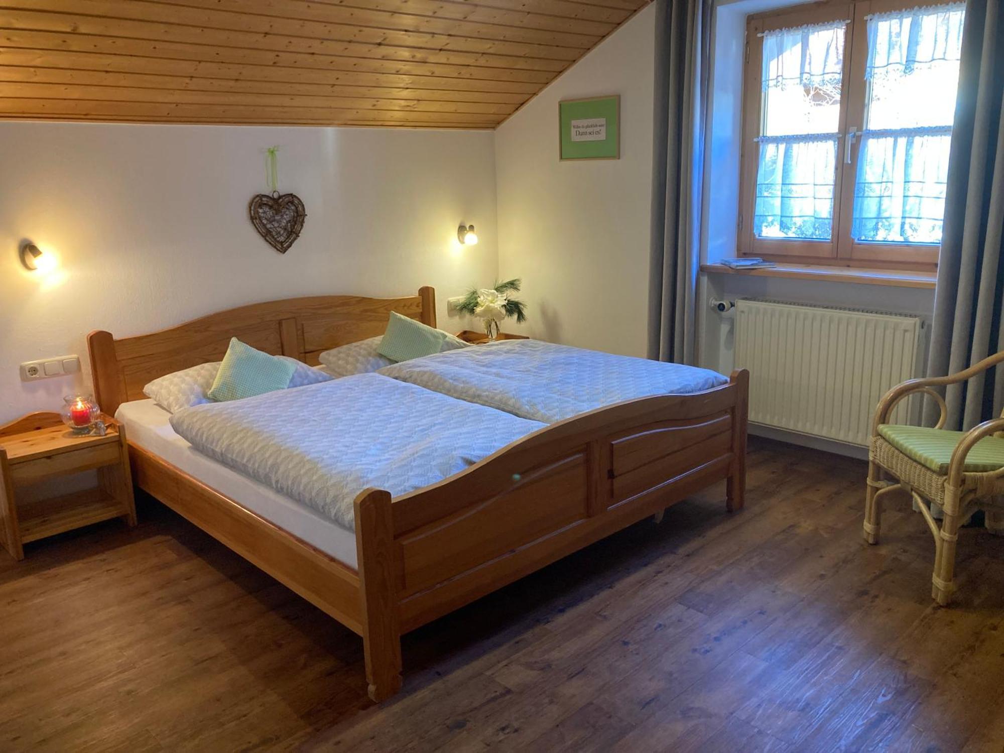 Haus Petra Und Toni Holzheu Lägenhet Bad Hindelang Exteriör bild