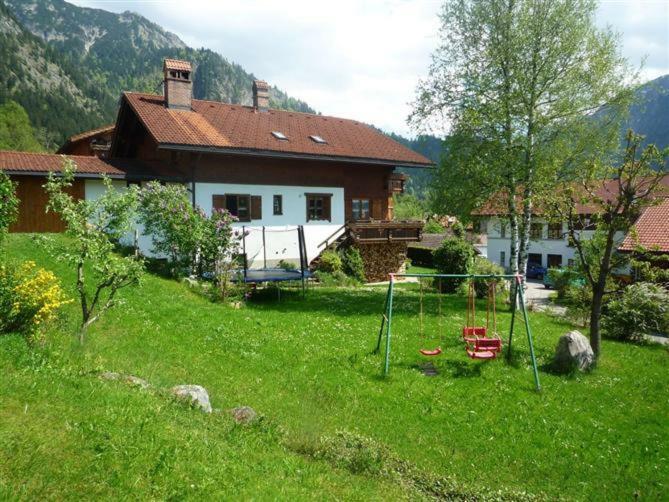 Haus Petra Und Toni Holzheu Lägenhet Bad Hindelang Exteriör bild